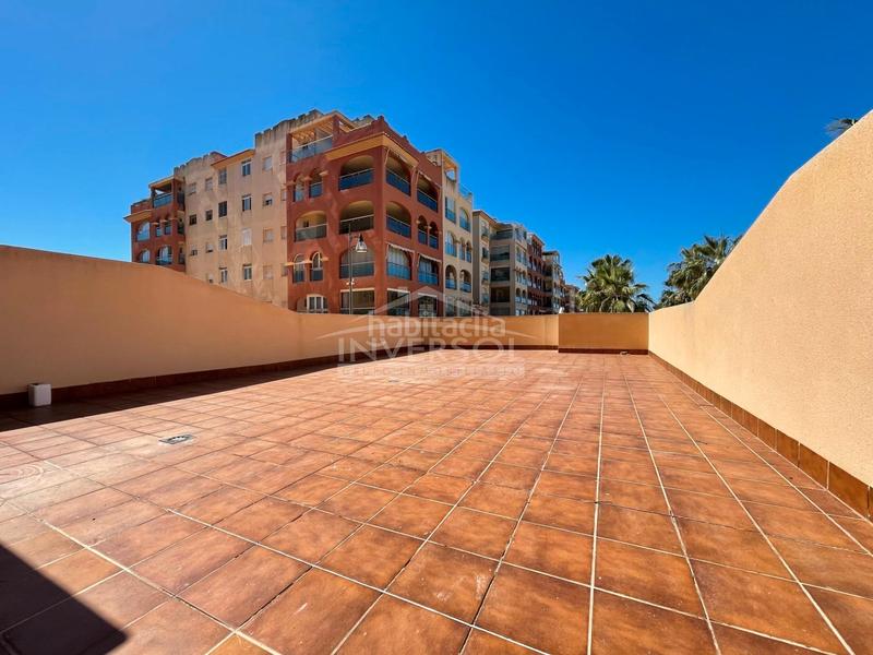 Foto c80e81bb-459a-4569-9458-4e66abfaddcd. Planta baixa a calle a glaucio 13 a Almerimar Ejido (El)