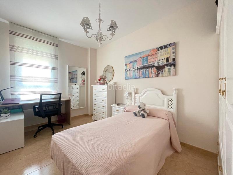 Foto 41e24e14-2be8-4217-8667-cea2a71d2718. Haus in calle buero vallejo 2 in Santa María del Águila Ejido (El)