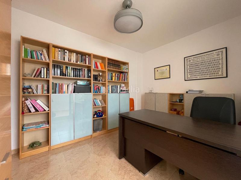 Foto aeb91099-2f28-423b-bce4-631b05d599f7. Haus in calle buero vallejo 2 in Santa María del Águila Ejido (El)