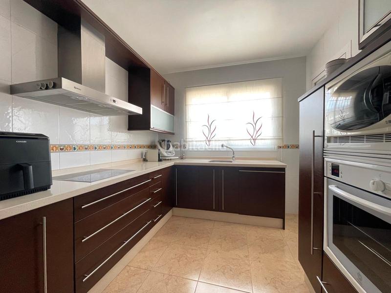 Foto bde9f3e9-77f8-48b2-8ffb-d5511e70f61b. Haus in calle buero vallejo 2 in Santa María del Águila Ejido (El)