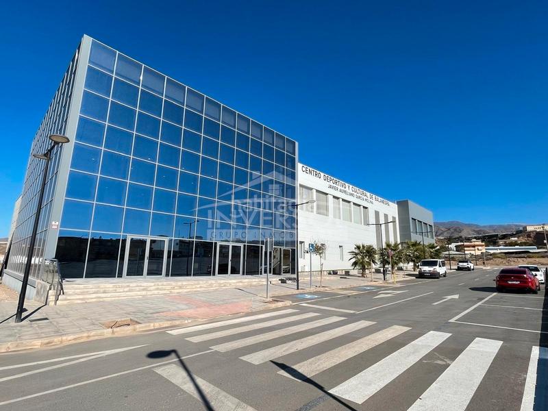 Foto 0c8ace71-e6eb-4c0a-bcf9-0097b95bdac1. Casa adosada en calle albanchez 14 vivienda céntrica en Balanegra