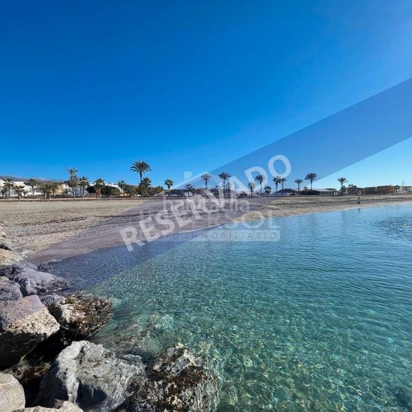 Foto 43e425c6-b9b1-4c8c-9103-36650f5012cb. Casa adosada en calle albanchez 14 vivienda céntrica en Balanegra