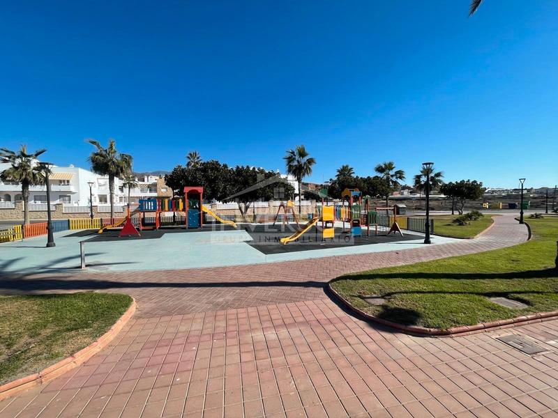 Foto cd314508-9b44-4149-9086-f6f481921048. Casa adosada en calle albanchez 14 vivienda céntrica en Balanegra