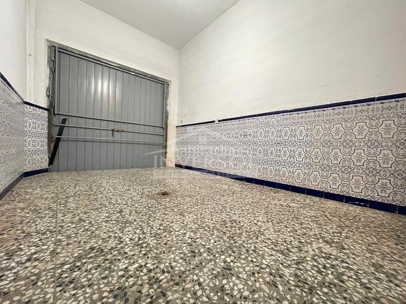 Foto cf3bc6bc-2741-44b1-a542-b593a40b127d. Casa adosada en calle albanchez 14 vivienda céntrica en Balanegra