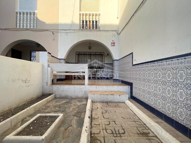 Foto dd8f0bfa-bf39-4e6d-a621-20fb9be7da29. Casa adosada en calle albanchez 14 vivienda céntrica en Balanegra