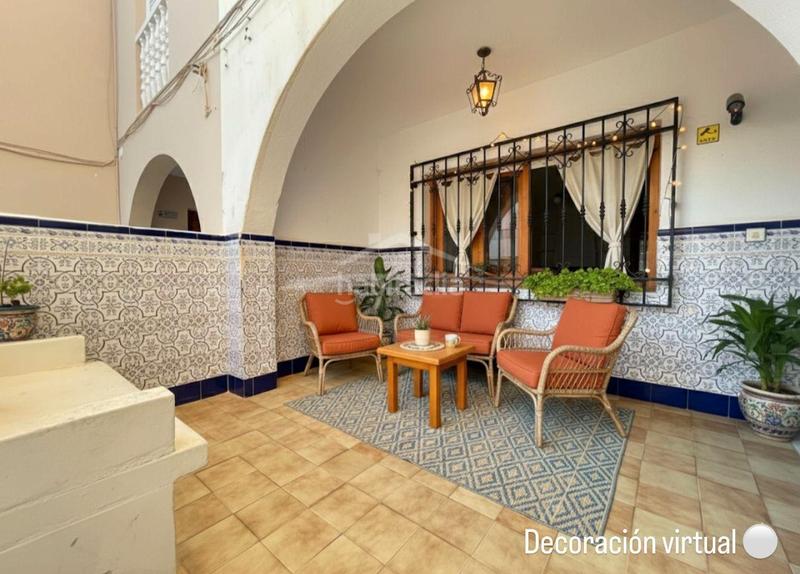 Foto ea244013-6a10-429d-adbe-ebd0d1d570fc. Casa adosada en calle albanchez 14 vivienda céntrica en Balanegra