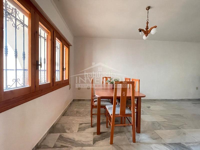 Foto f4b0dd57-a981-48c2-b16a-c383b922b9e8. Casa adosada en calle albanchez 14 vivienda céntrica en Balanegra