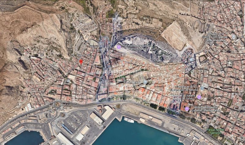 Foto 22a115d0-dc6e-4df4-b6f1-1876c5da8dfa. Casa a La Chanca - Pescadería Almería