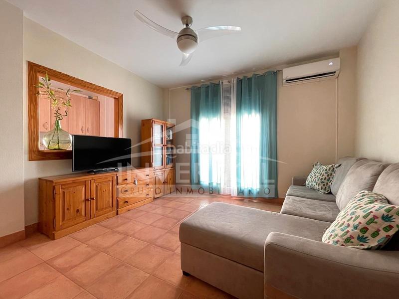 Foto ff89baf8-4e4e-4f01-8b06-43a934c26924. Piso en calle dalías 23 piso a pocos metros de la playa en Ejido (El)
