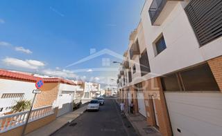 Casa  Plaza pompeya. Vivienda triplex en el ejido