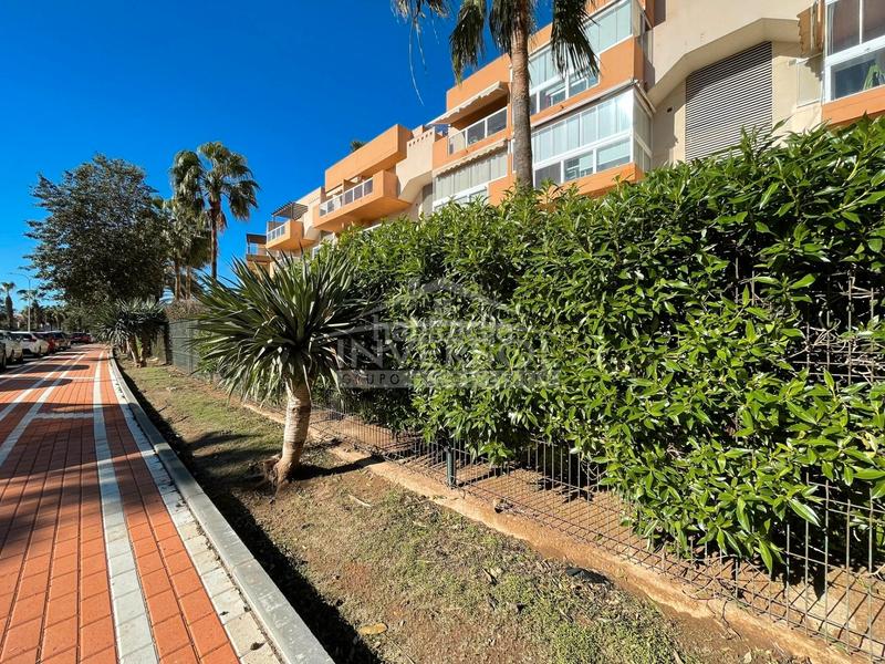 Foto 5b0bd942-1753-4499-8d58-1342014e4757. Piso en calle almadraba 9 vivienda en laguna beach en Ejido (El)