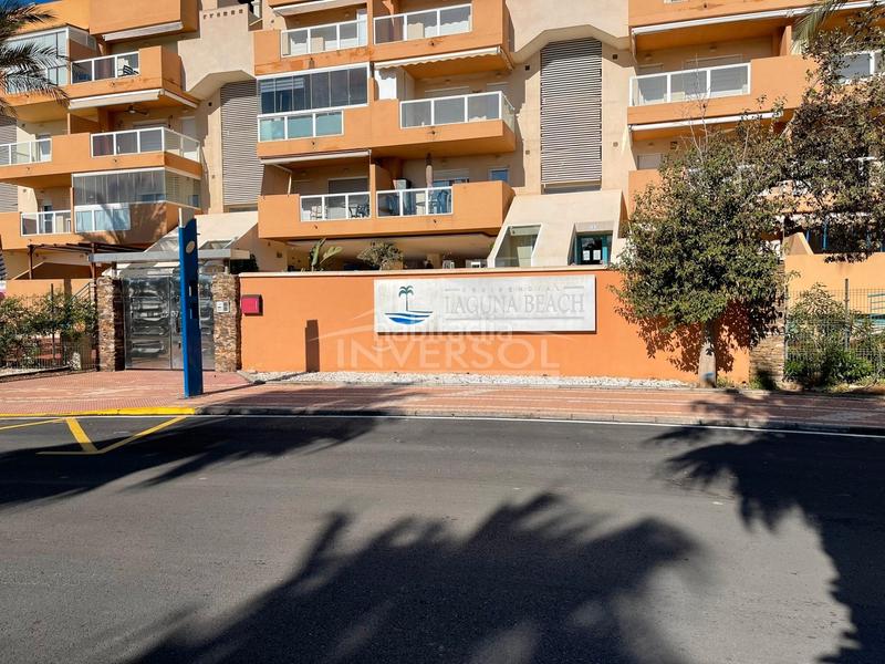 Foto 71c33dbd-7fa0-4fd3-831c-1dd5f138a534. Piso en calle almadraba 9 vivienda en laguna beach en Ejido (El)