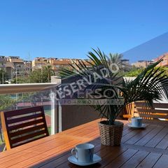 Flat in Calle almadraba 9. Vivienda en laguna beach