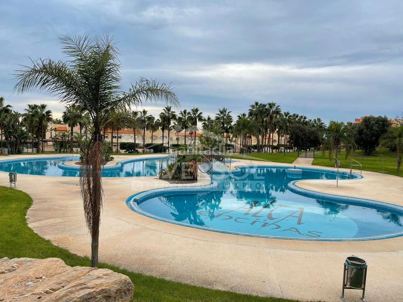 Foto 28828953-3a5c-4b6a-b667-7957ec33513b. Appartement dans calle a glaucio 15 dans Almerimar Ejido (El)