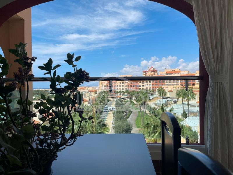 Foto 443f9c62-90e6-40b7-8bd2-eaef97ead608. Appartement dans calle a glaucio 15 dans Almerimar Ejido (El)