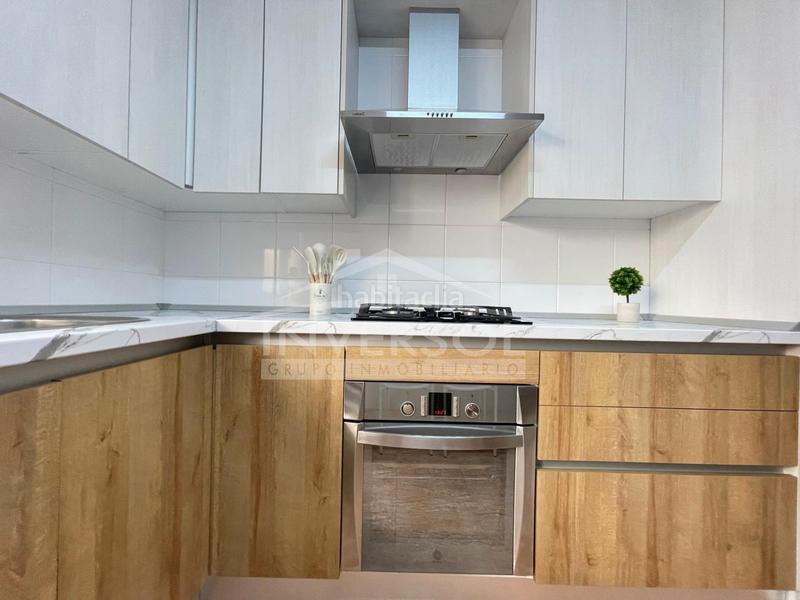 Foto 923682ec-a626-44a2-bfb8-102e78db9425. Appartement dans calle a glaucio 15 dans Almerimar Ejido (El)