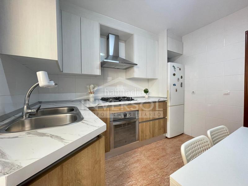 Foto 95a1a1e4-3cbf-46af-976e-ccfaf93c3716. Appartement dans calle a glaucio 15 dans Almerimar Ejido (El)