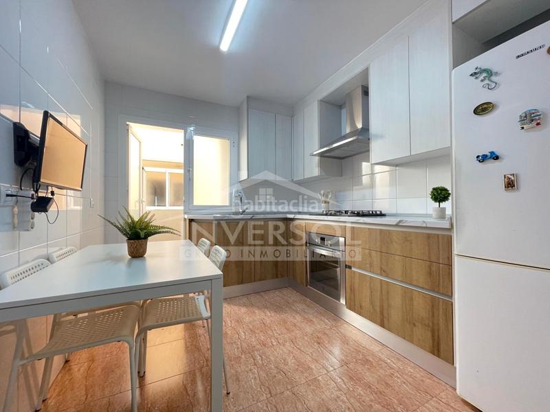 Foto e15b65a6-e236-4060-8a91-9fb7e9483820. Appartement dans calle a glaucio 15 dans Almerimar Ejido (El)