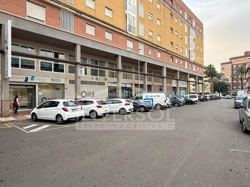 Foto ccd685e1-6bba-466b-b540-401f924a59e9. Oficina en calle benito pérez galdós 16 oficina en el parador en Roquetas de Mar