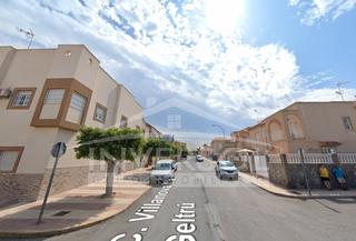 Maison  Calle sabadell. Vivienda en  cortijos de marin