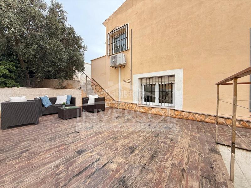 Foto 1b4808e5-2a35-4f80-aa6e-53bfcedca76c. Chalet dans calle salazón 2 dans Almerimar Ejido (El)