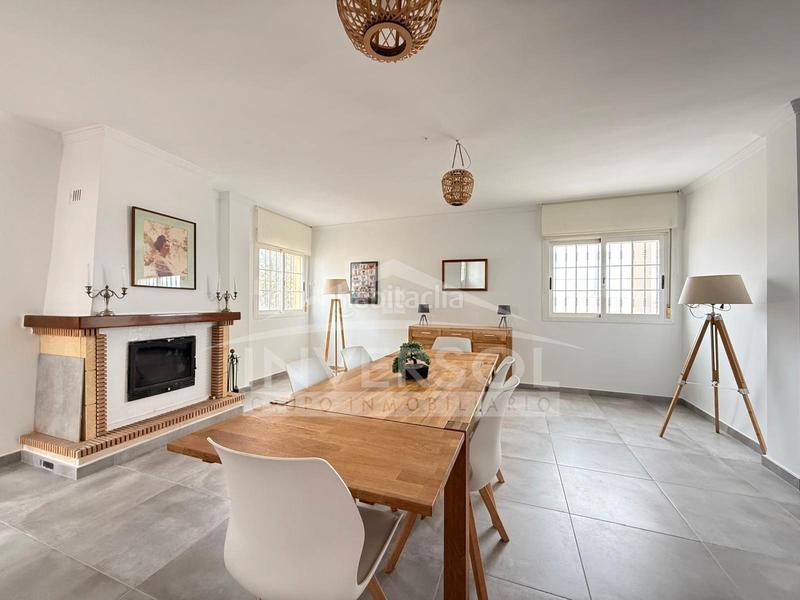 Foto 416fa86d-cd00-4817-b142-a8b6c21a8340. Chalet dans calle salazón 2 dans Almerimar Ejido (El)