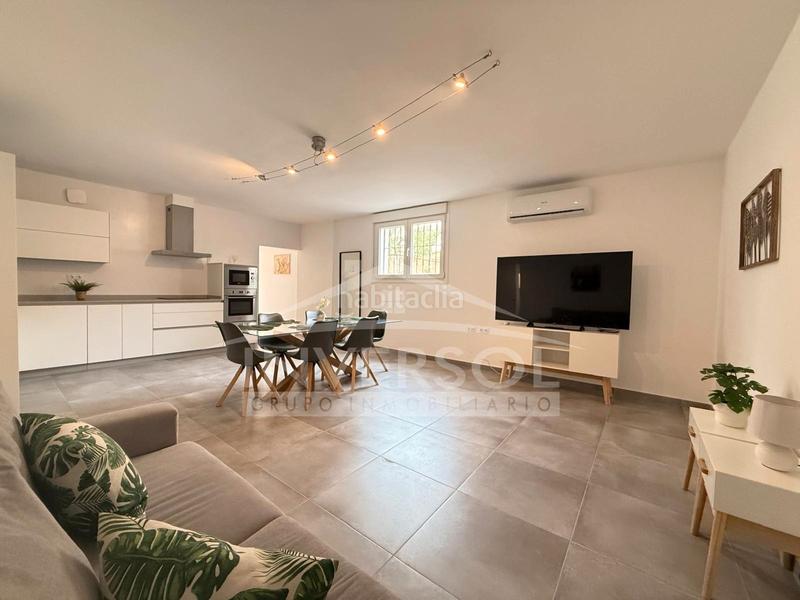 Foto 616f6c74-bc11-479d-87fa-73c30409ec04. Chalet dans calle salazón 2 dans Almerimar Ejido (El)