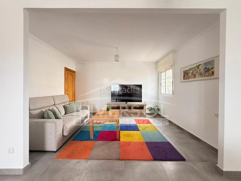 Foto 87d9b342-d012-48ad-a5a2-519080261737. Chalet dans calle salazón 2 dans Almerimar Ejido (El)