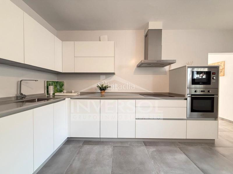 Foto 98c3f148-a7c5-4831-944c-589b6cb7824e. Chalet dans calle salazón 2 dans Almerimar Ejido (El)