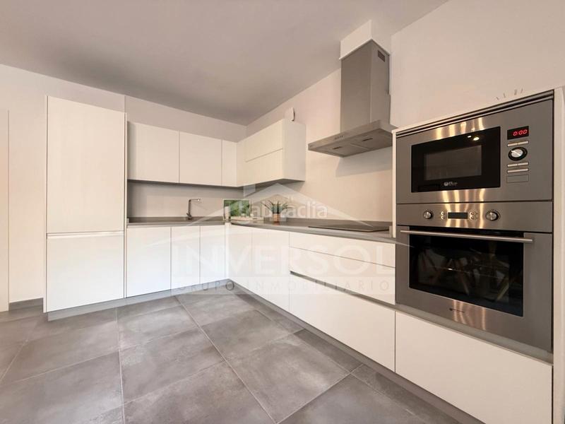 Foto 9928e851-4c93-421f-9f94-150024e800a7. Chalet dans calle salazón 2 dans Almerimar Ejido (El)