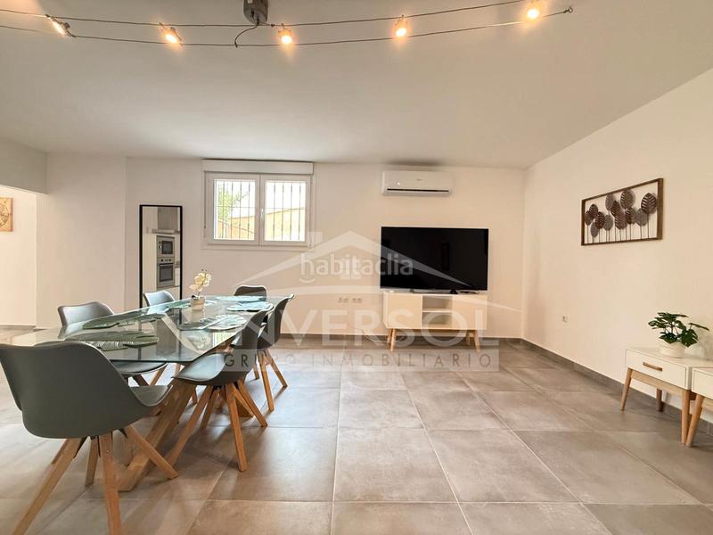 Foto bc715c61-434b-4eaf-8b36-99bafcc2dd0c. Chalet dans calle salazón 2 dans Almerimar Ejido (El)