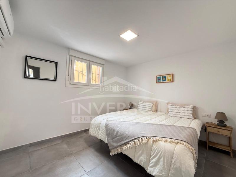 Foto d4dac822-0a4d-4f7f-aedf-c3c7cb5854bc. Chalet dans calle salazón 2 dans Almerimar Ejido (El)