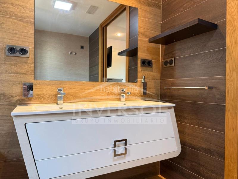 Foto 2b70430e-b4f1-4026-824b-c24246fe37cb. Pis a avenida del mediterráneo 13 a Adra