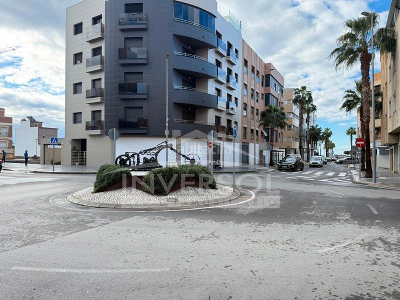 Foto a29091c3-98d7-4d8e-8ecd-35fbec9ed724. Pis a avenida del mediterráneo 13 a Adra