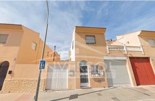 Haus  Calle fernando magallanes. Venta de vivienda duplex en nijar
