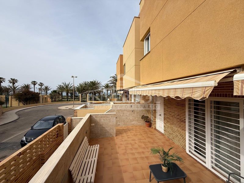 Foto b5773abd-0c23-4dfa-96c1-0b4876652df8. Casa adossada amb calefacció aparcament piscina a Ejido (El)