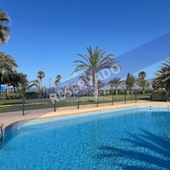 Semi detached house  Calle las alfas. Vivienda adosada frente al mar