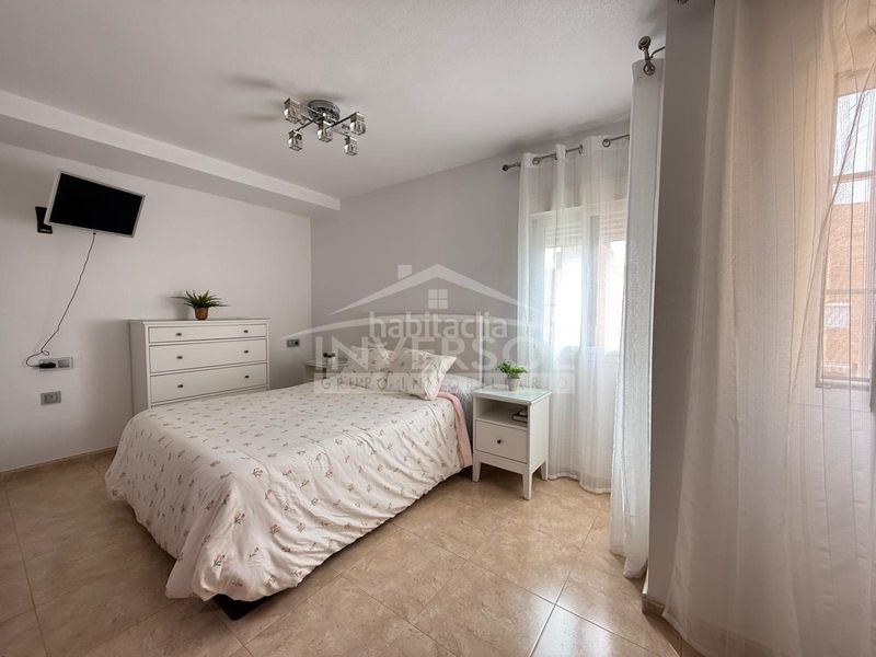 Foto e999c0c2-1eda-4e8b-9ef6-0013e4d14c28. Casa adossada amb calefacció aparcament piscina a Ejido (El)
