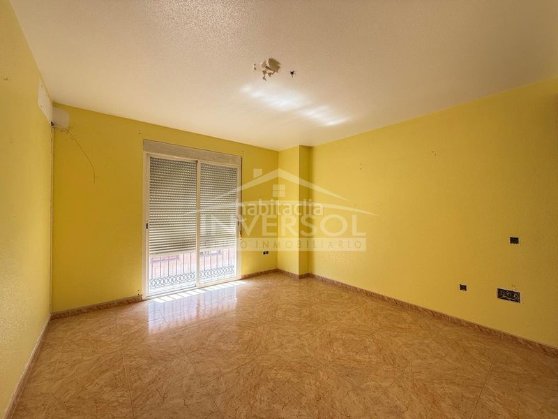 Foto dce502c2-c959-4b53-b764-14e522d9e070. Pis a Adra