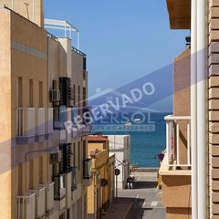Flat  Calle dalías. Acogedor piso en el centro de balerma