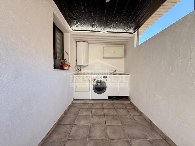 Foto 0a335099-89f3-4961-955e-dcde4af9e95c. Casa adossada amb calefacció aparcament a Ejido Sur Ejido (El)