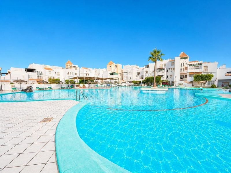 Foto f8f04b81-461b-4203-b724-6394b4c388ee. Flat in Almerimar Ejido (El)