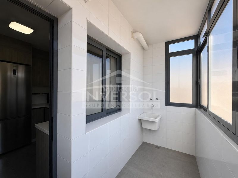 Foto a17b4d38-787f-4ca7-bbe8-d6a16a2fa8a5. Flat in Pabellón - Estación - El Corte Inglés Ejido (El)