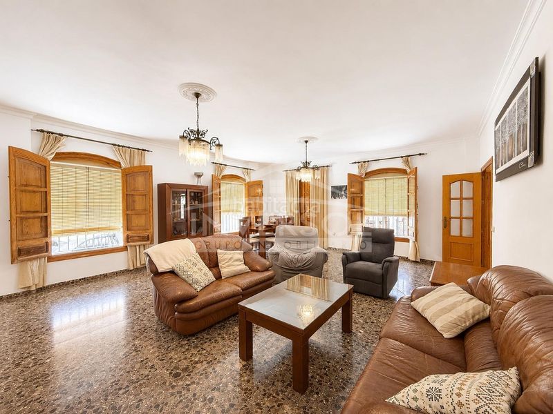 Foto 1f69d532-3f3b-474b-8ee7-02be51e4ca55. Casa amb calefacció aparcament a Adra