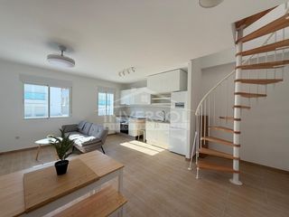 Affitto Duplex  Avenida mediterráneo. Alquiler de septiembre a junio en balanegra