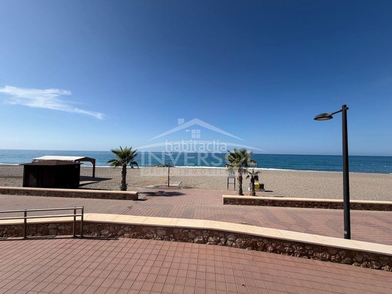 Foto 5d7633c5-d3b2-459e-b775-7441b0cb8de4. Alquiler piso alquiler de septiembre a junio en Balanegra
