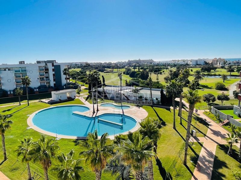 Foto f1991810-a449-431e-8168-3194b2a8764d. Ground floor in calle marea 4 in Almerimar Ejido (El)