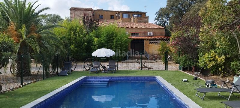 Foto 04cf4e91-5f59-43f9-8c4b-93db4ec55db3. Casa amb calefacció aparcament piscina a Caldes de Montbui
