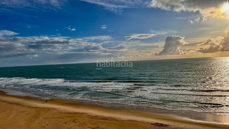 Foto 39d3c780-431a-48d9-85a5-345e8fa37128. Appartamento con riscaldamento in Paseo Marítimo - San José - La Laguna Cádiz