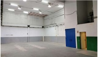 Miete Fabrikhalle in Dreta de l´Eixample. Nave  badalona gorg